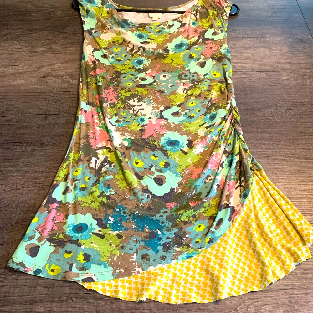 Anthropologie tunic top